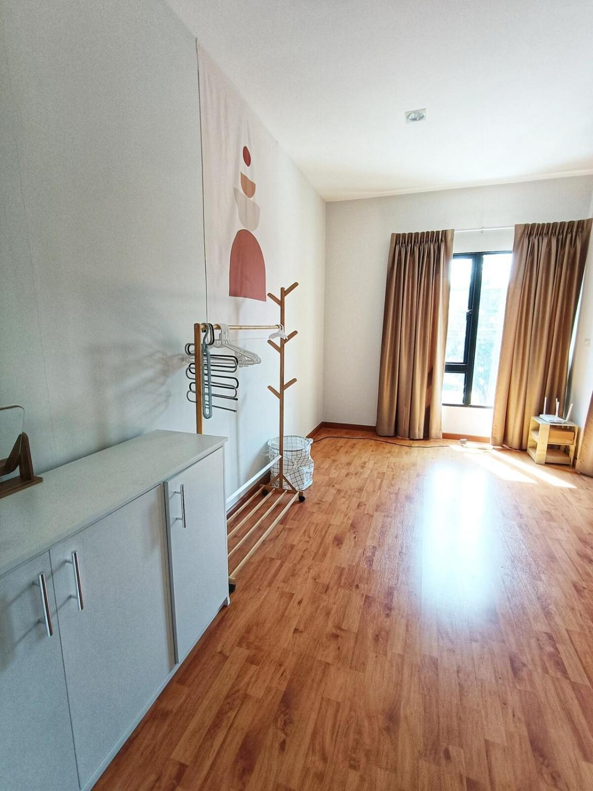 A Cozy 3-Story Townhome Near Bts & Lovely Estuary Ban Khlong Ta Khet Dış mekan fotoğraf